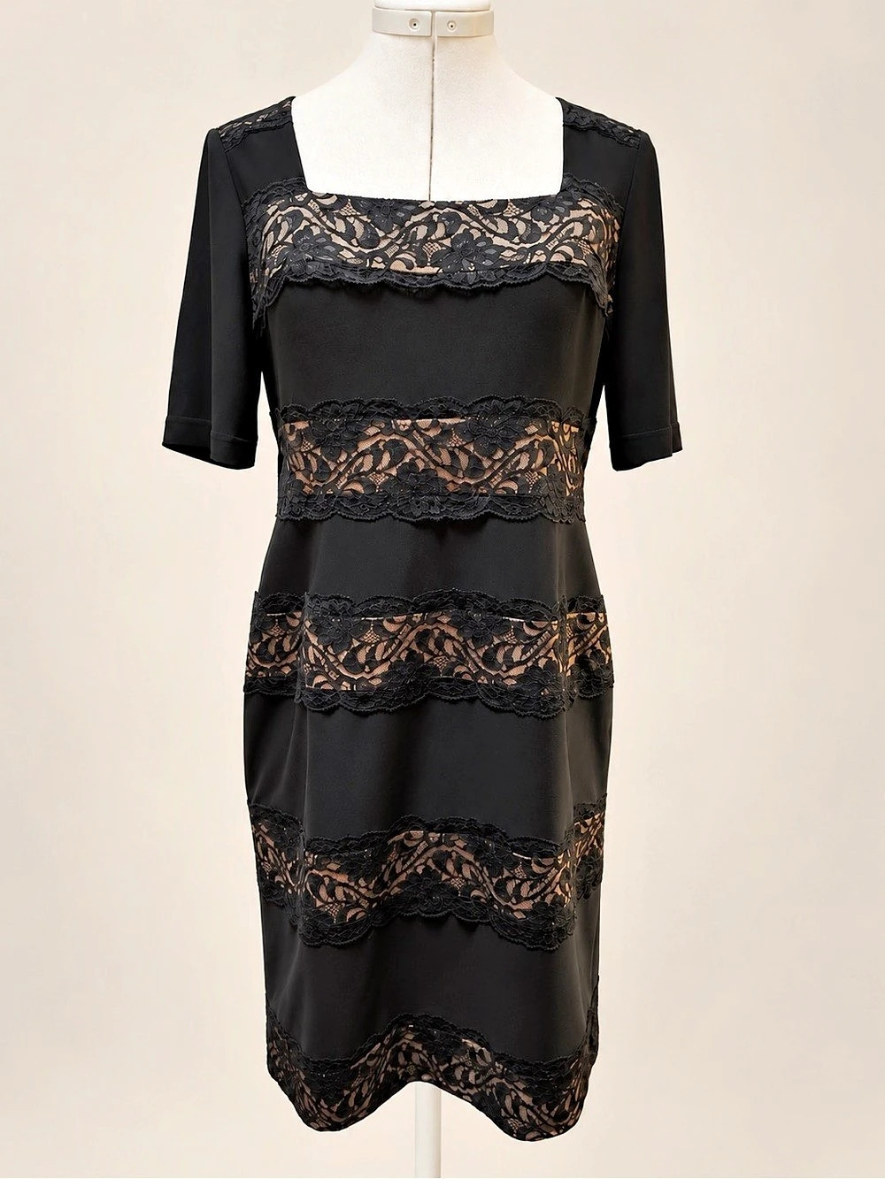 Adrianna Papell Black Lace Sheath Dress - size 6